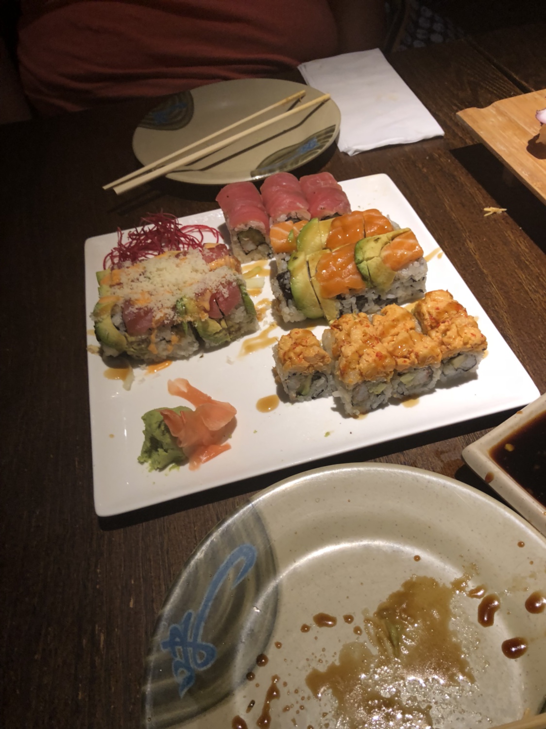 1c6364a779f94471b13cba2359bd72ae.jpg